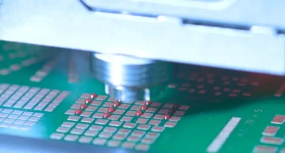 【環氧膠】研泰化學爲您分析點膠出現顆粒的原因