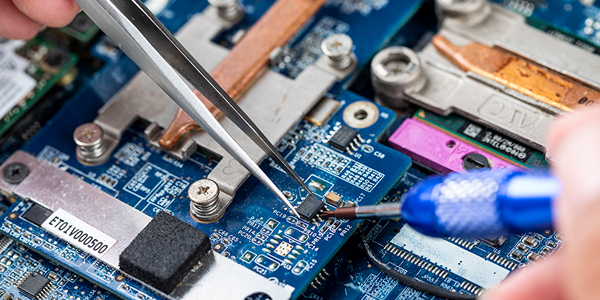 【芯片底部填充膠】研泰淺析如何選到合适的底部填充膠？